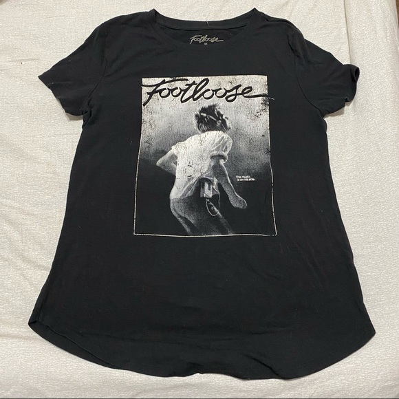 Tops - Foot loose T-shirt